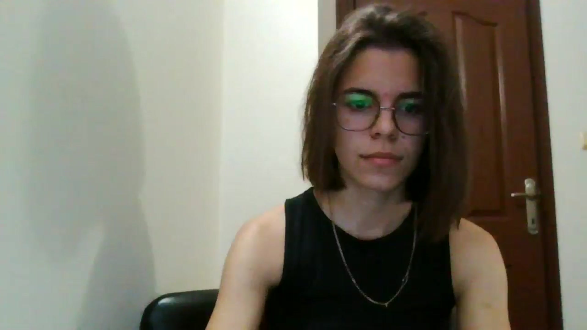 Gallery image thumbnail from EmilyWills's myfreecams stream on, 11/16/2025, 20:26 image 14 of 20