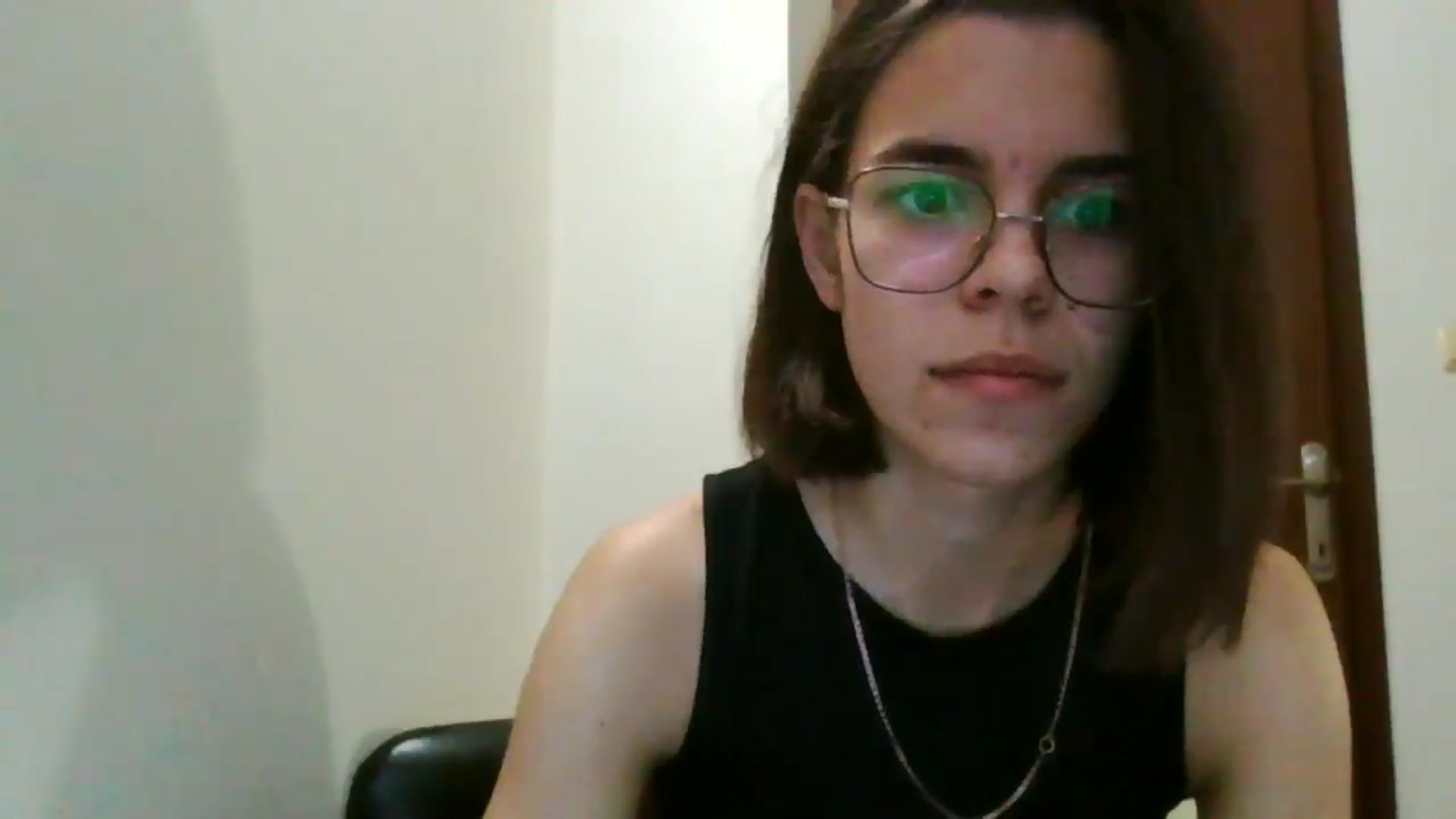 Gallery image thumbnail from EmilyWills's myfreecams stream on, 11/16/2025, 20:26 image 17 of 20
