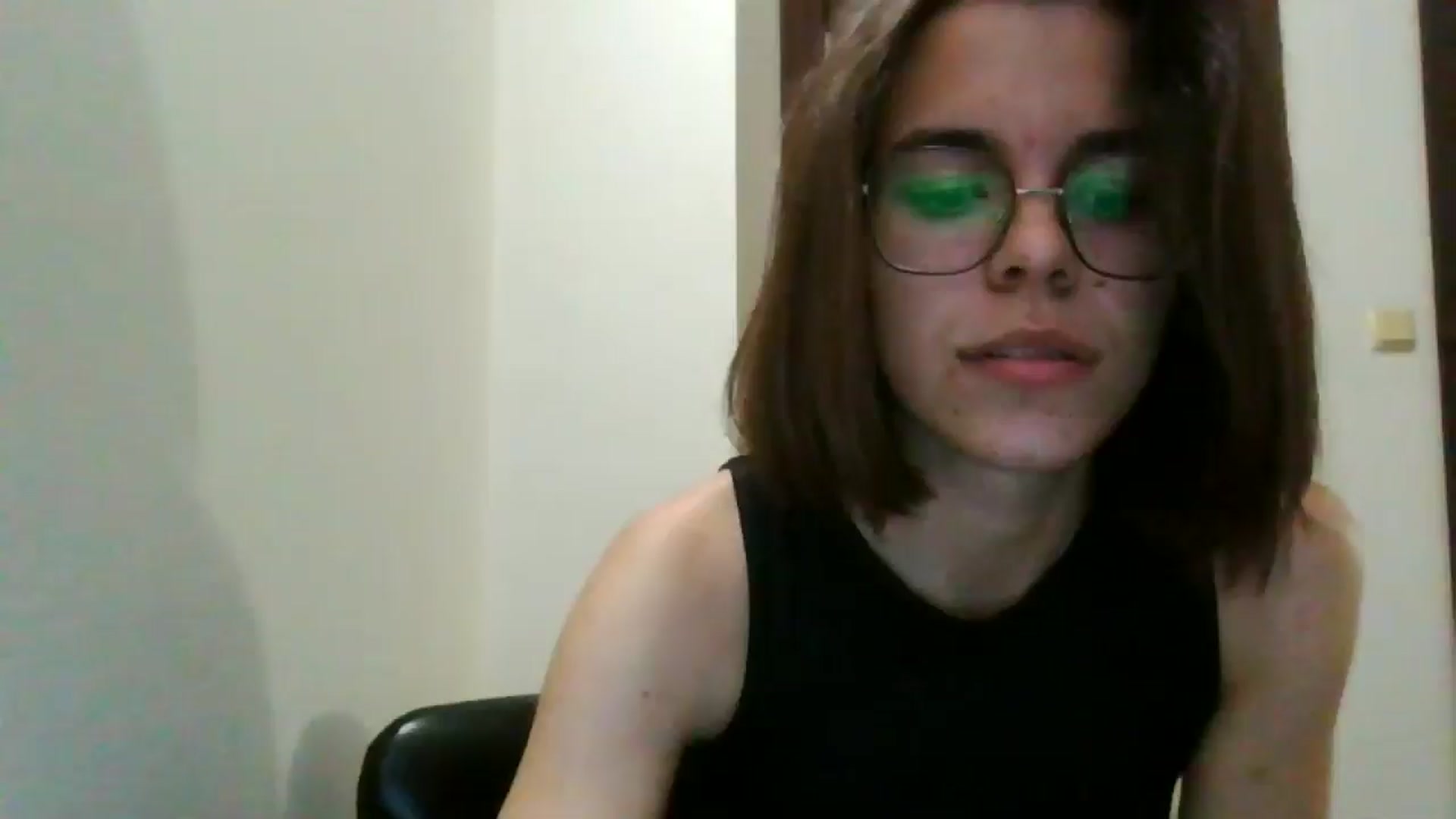 Gallery image thumbnail from EmilyWills's myfreecams stream on, 11/16/2025, 21:07 image 1 of 20