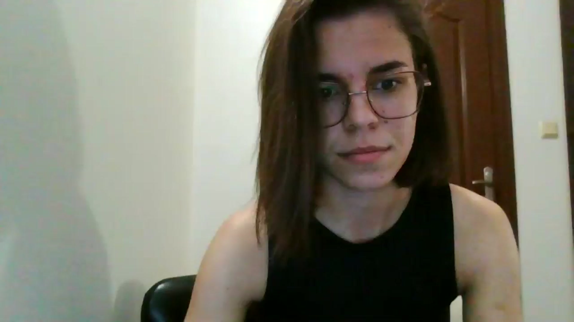 Gallery image thumbnail from EmilyWills's myfreecams stream on, 11/16/2025, 21:07 image 4 of 20