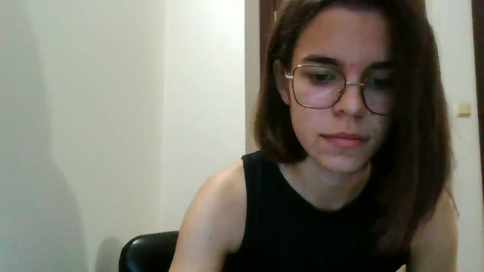 Gallery image thumbnail from EmilyWills's myfreecams stream on, 11/16/2025, 21:23 image 14 of 20