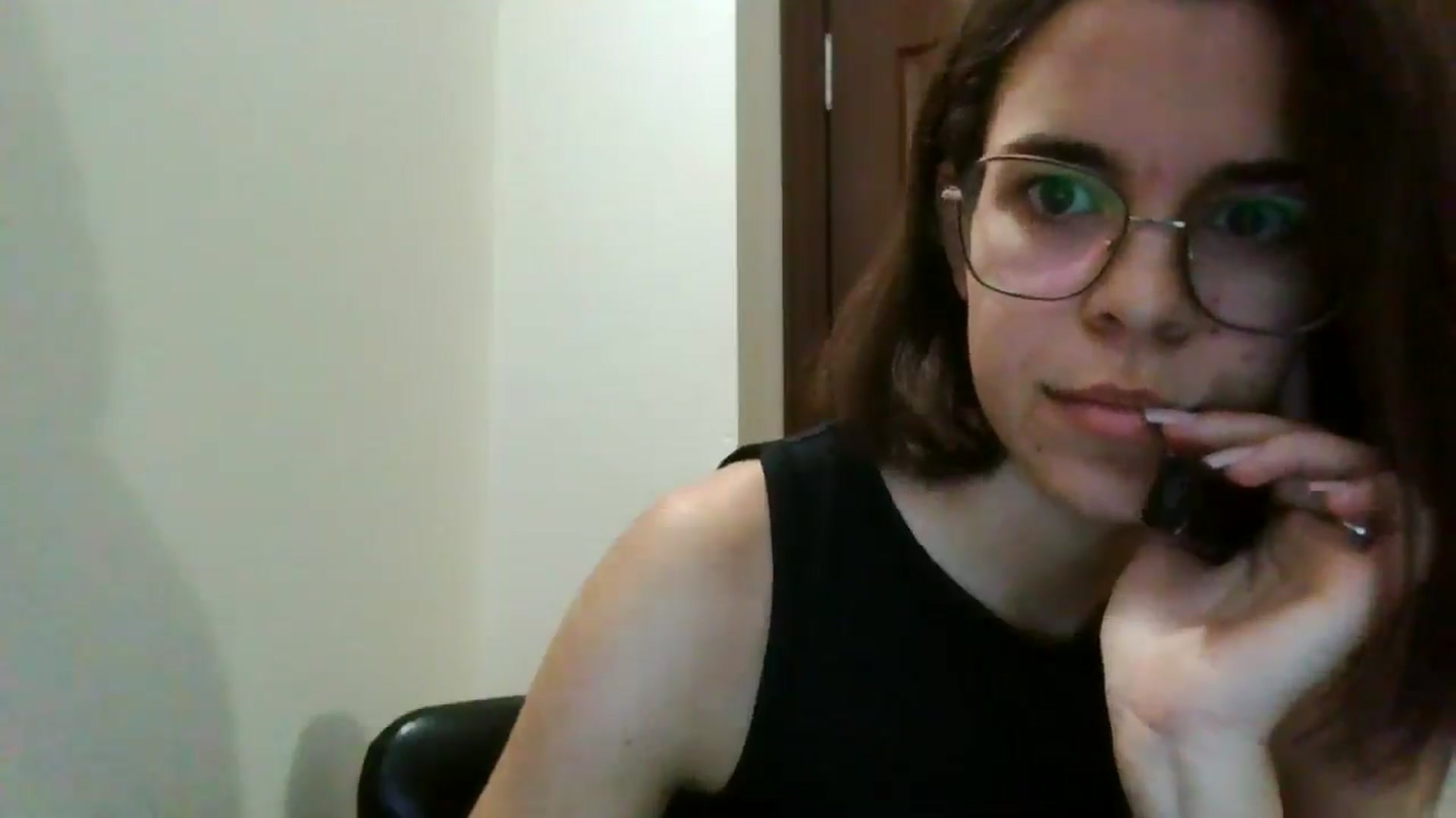 Gallery image thumbnail from EmilyWills's myfreecams stream on, 11/16/2025, 21:23 image 16 of 20