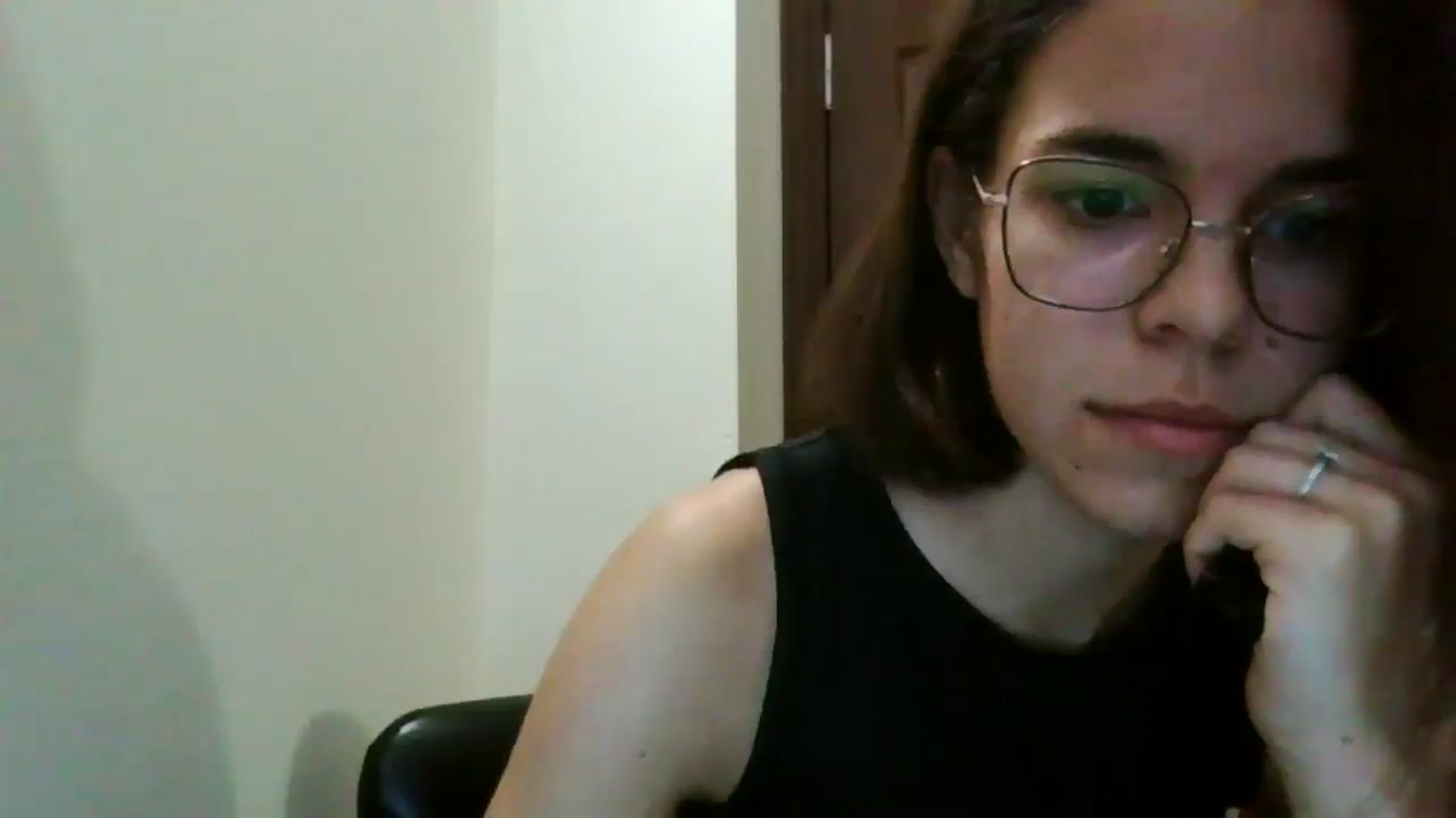 Gallery image thumbnail from EmilyWills's myfreecams stream on, 11/16/2025, 21:23 image 19 of 20