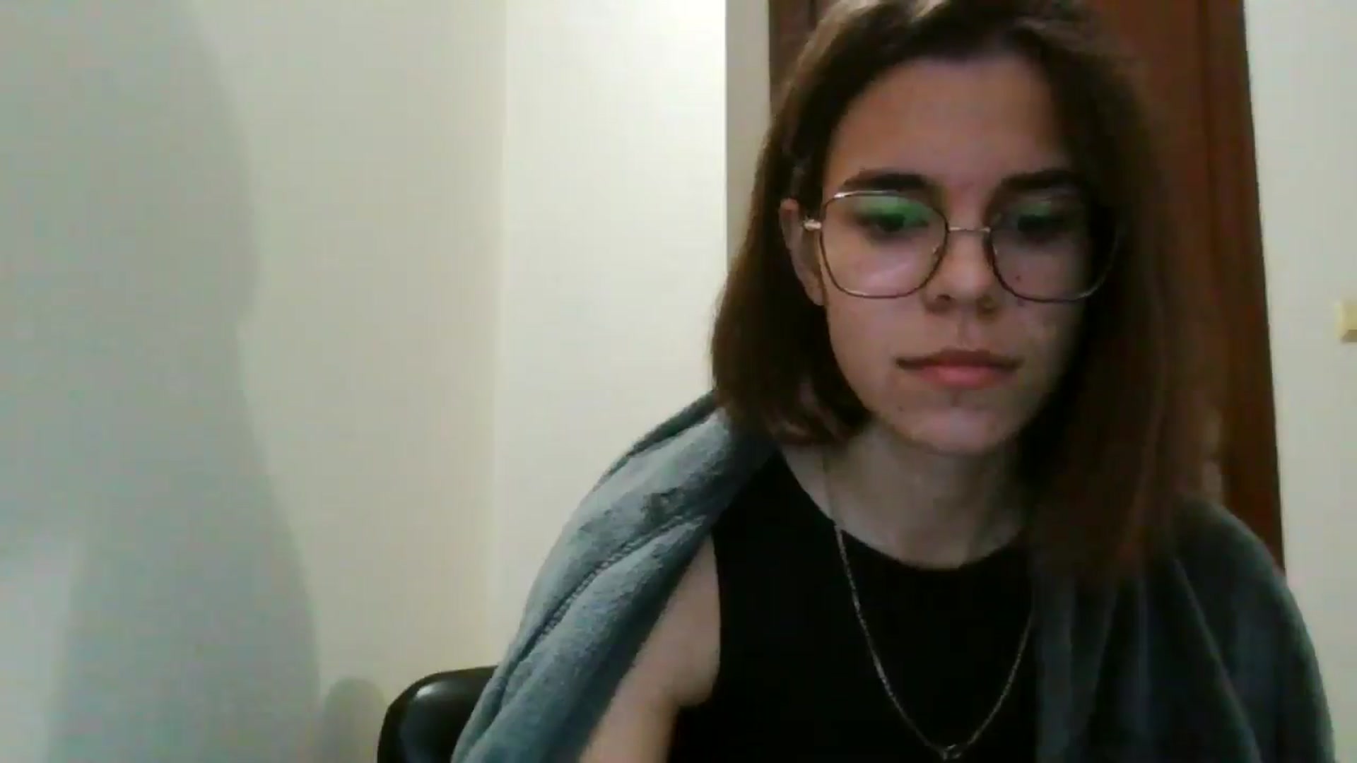 Gallery image thumbnail from EmilyWills's myfreecams stream on, 11/16/2025, 22:23 image 6 of 20