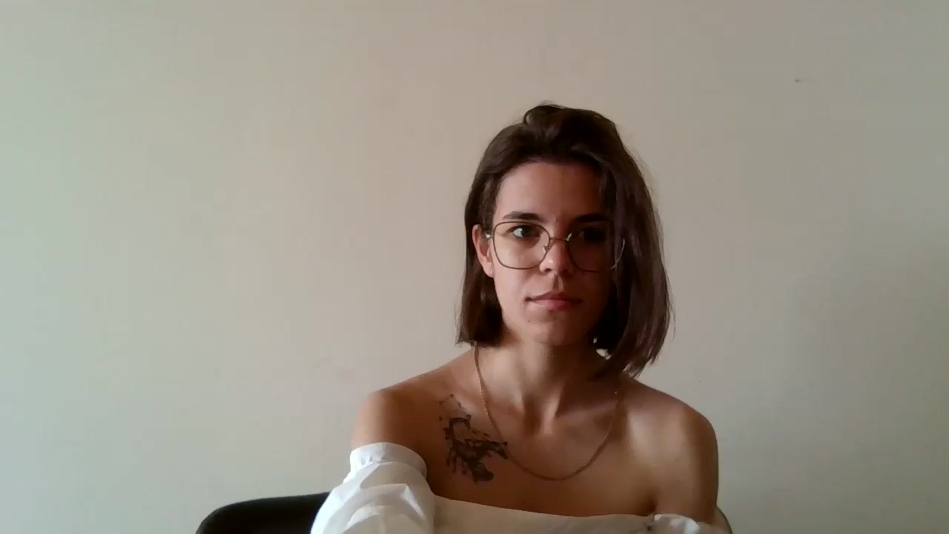 Gallery image thumbnail from EmilyWills's myfreecams stream on, 11/17/2025, 11:55 image 17 of 20