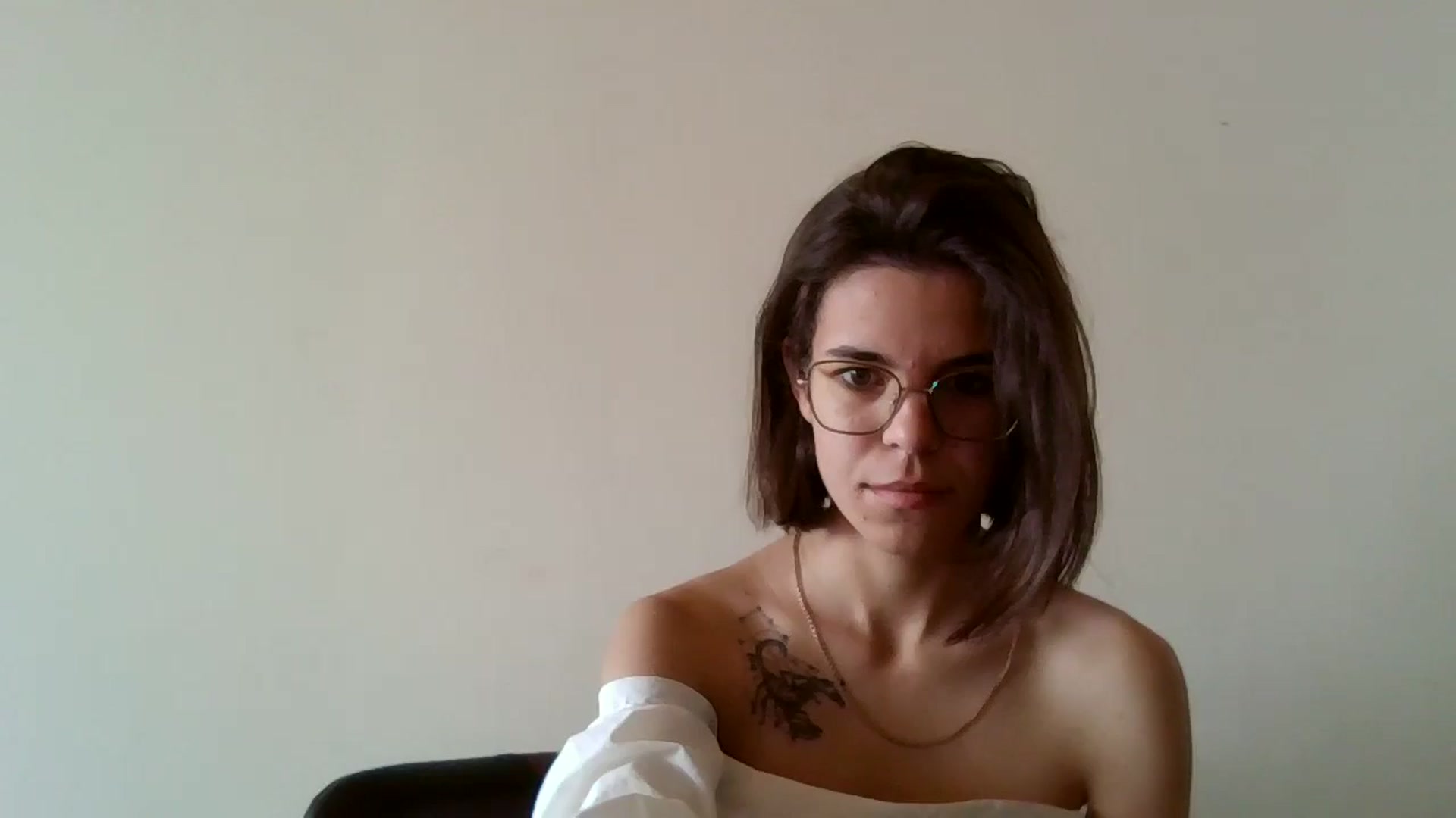 Gallery image thumbnail from EmilyWills's myfreecams stream on, 11/17/2025, 11:55 image 19 of 20