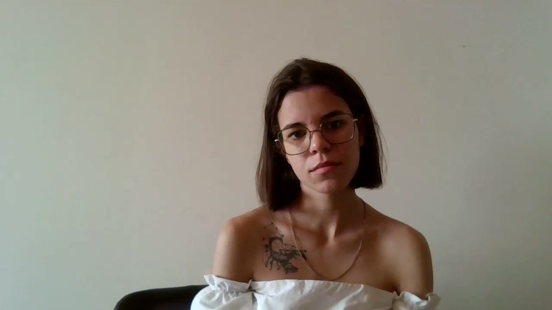 Gallery image thumbnail from EmilyWills's myfreecams stream on, 11/17/2025, 11:55 image 2 of 20