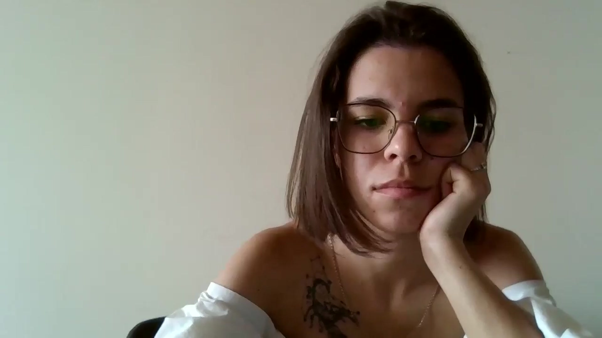 Gallery image thumbnail from EmilyWills's myfreecams stream on, 11/17/2025, 13:24 image 15 of 20