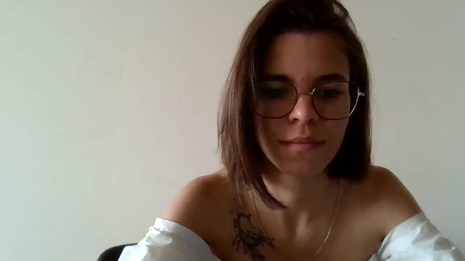 Gallery image thumbnail from EmilyWills's myfreecams stream on, 11/17/2025, 13:24 image 12 of 20