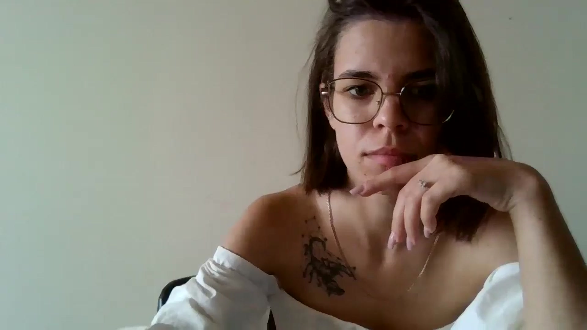 Gallery image thumbnail from EmilyWills's myfreecams stream on, 11/17/2025, 13:24 image 19 of 20