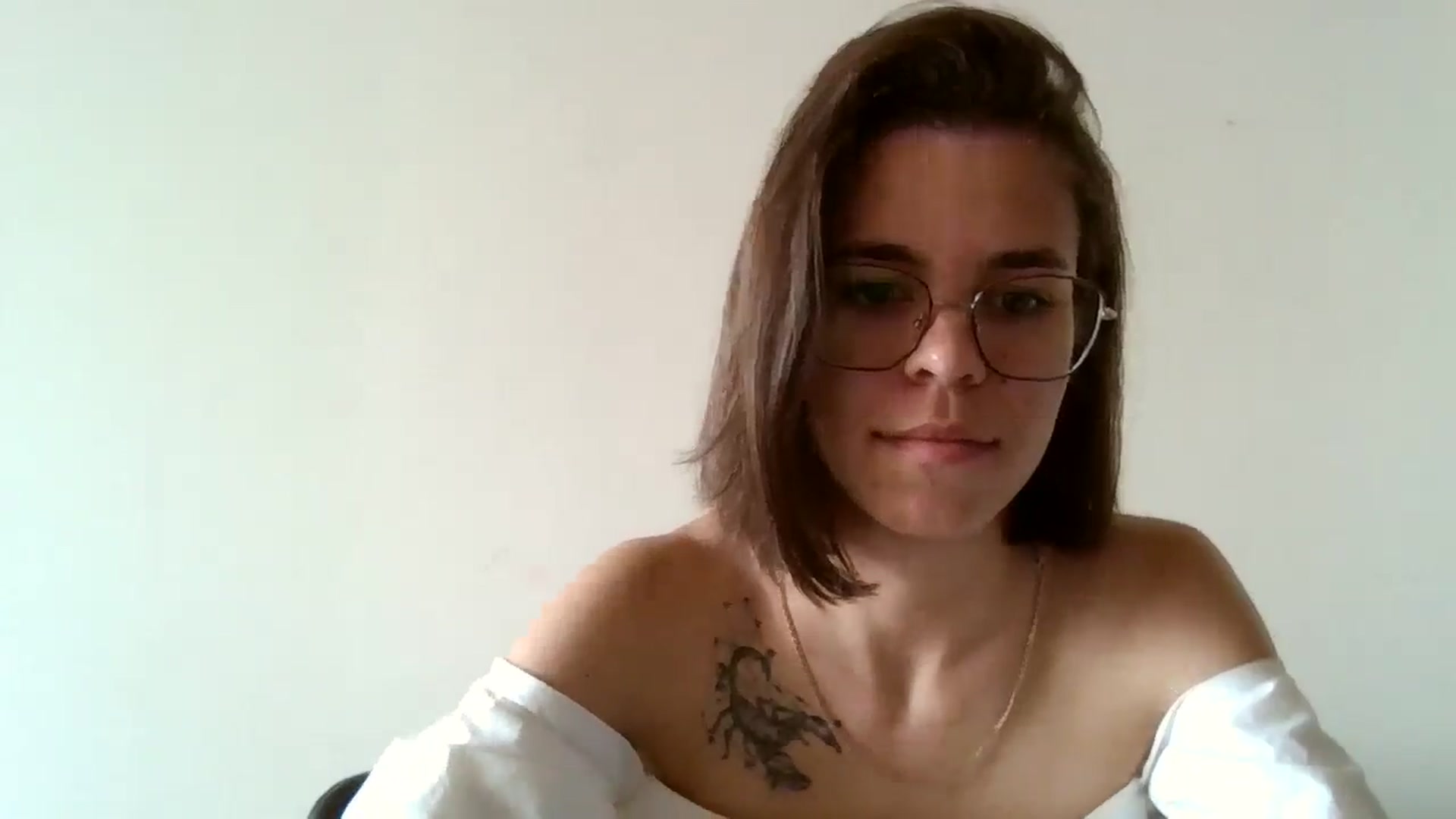 Gallery image thumbnail from EmilyWills's myfreecams stream on, 11/17/2025, 13:24 image 10 of 20
