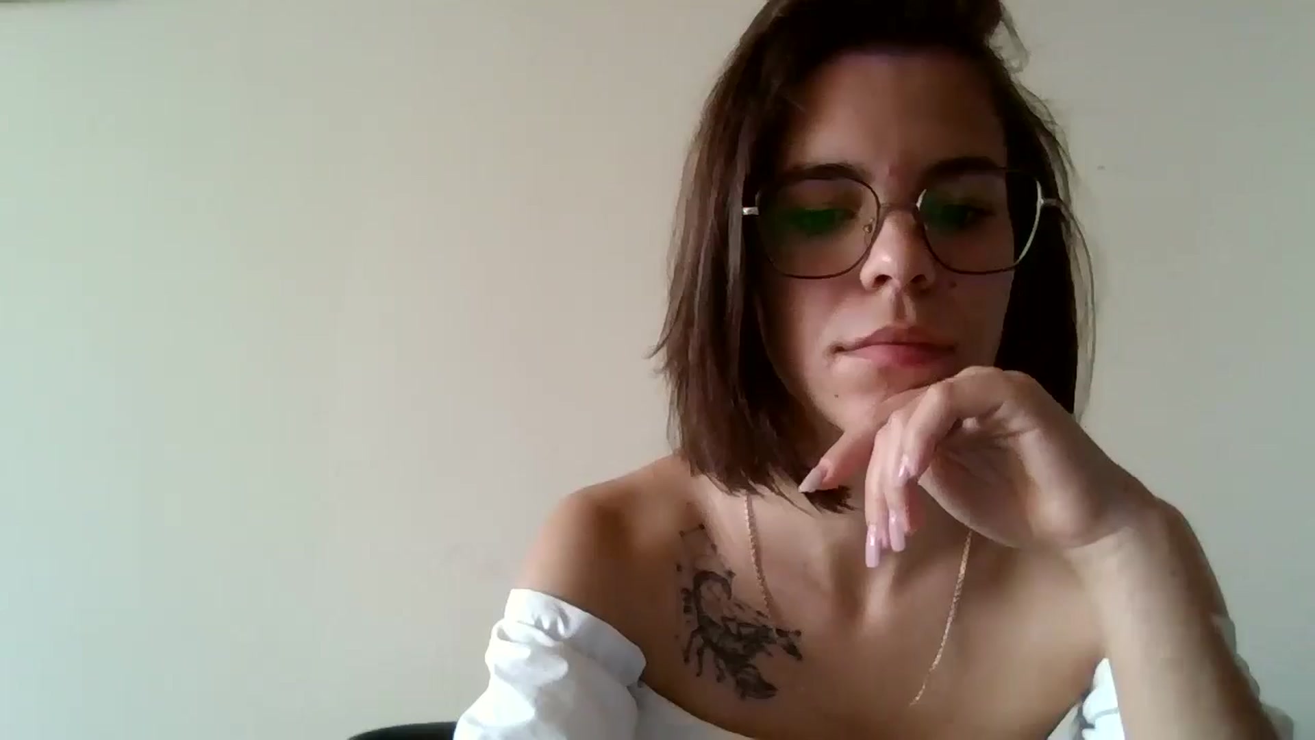 Gallery image thumbnail from EmilyWills's myfreecams stream on, 11/17/2025, 14:01 image 7 of 20