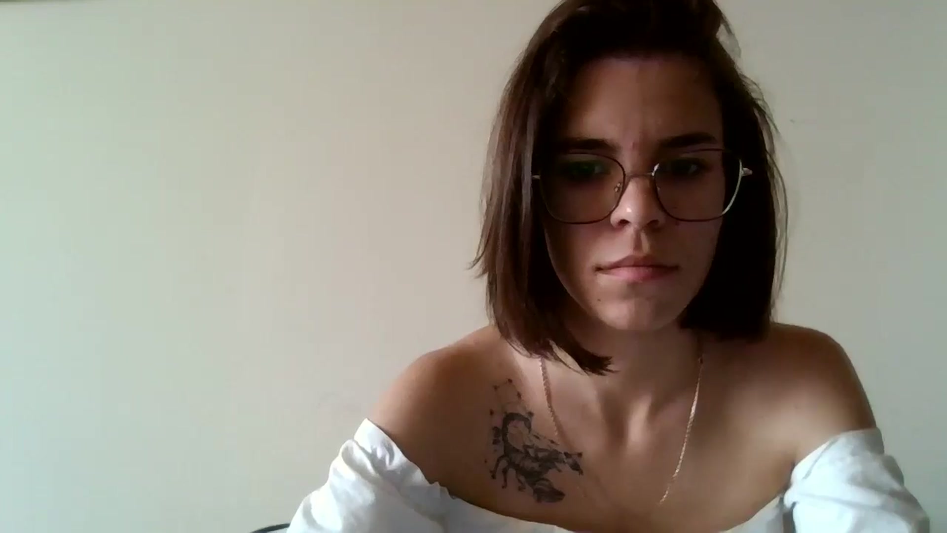Gallery image thumbnail from EmilyWills's myfreecams stream on, 11/17/2025, 14:01 image 8 of 20