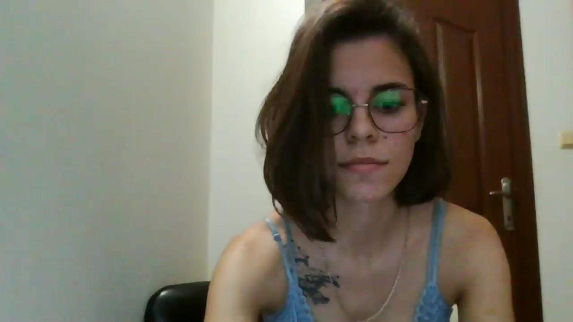 Gallery image thumbnail from EmilyWills's myfreecams stream on, 11/19/2025, 17:48 image 16 of 20