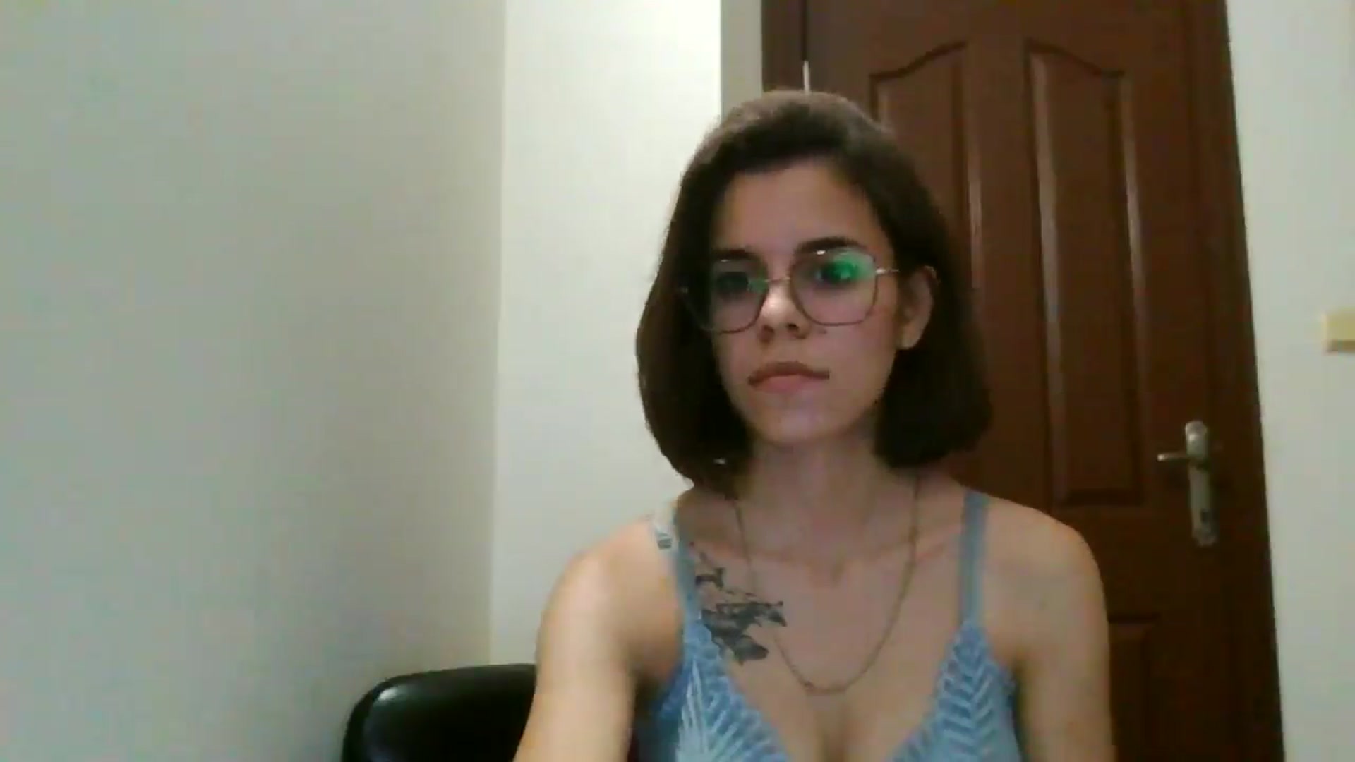 Gallery image thumbnail from EmilyWills's myfreecams stream on, 11/19/2025, 17:48 image 12 of 20
