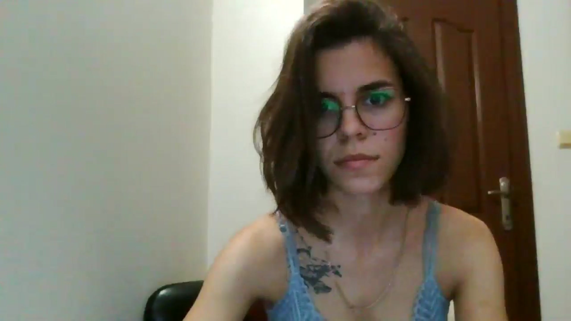 Gallery image thumbnail from EmilyWills's myfreecams stream on, 11/19/2025, 17:48 image 9 of 20