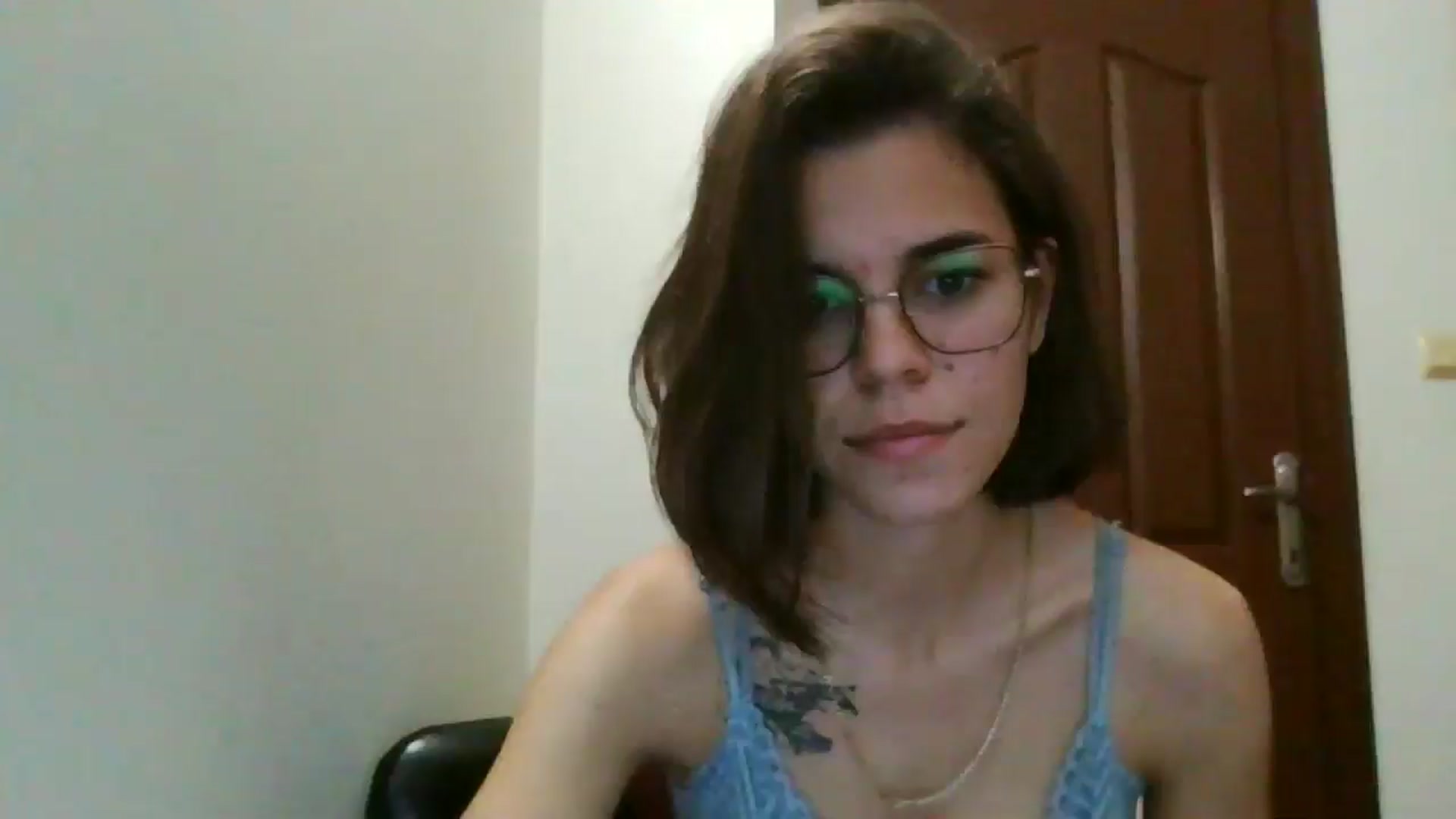 Gallery image thumbnail from EmilyWills's myfreecams stream on, 11/19/2025, 17:48 image 14 of 20