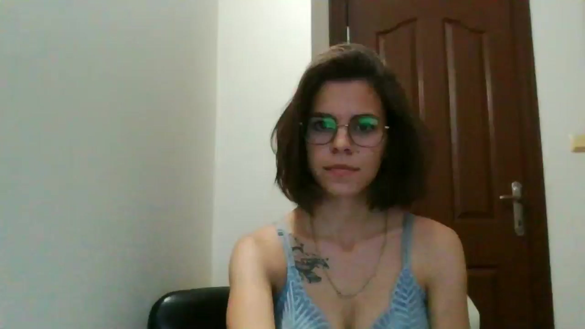 Gallery image thumbnail from EmilyWills's myfreecams stream on, 11/19/2025, 17:48 image 3 of 20