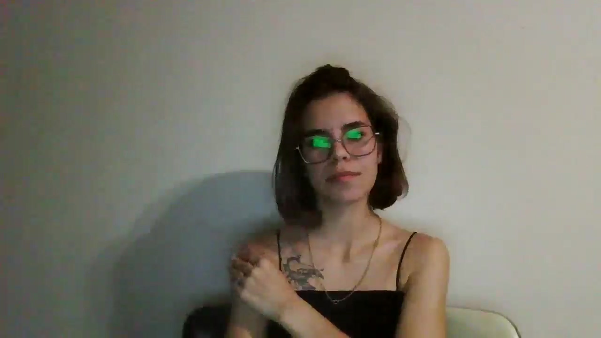 Gallery image thumbnail from EmilyWills's myfreecams stream on, 11/20/2025, 24:14 image 17 of 20