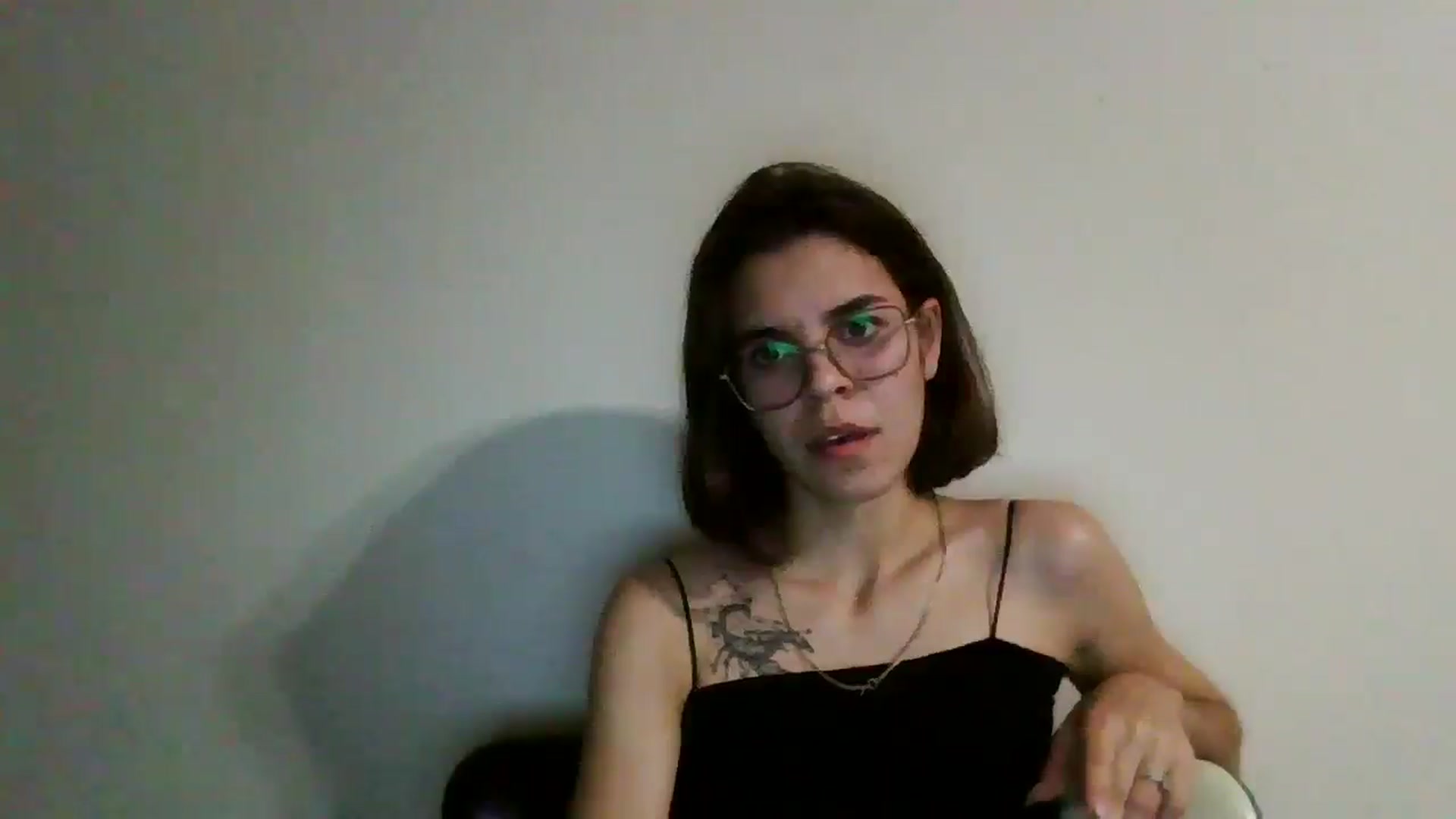 Gallery image thumbnail from EmilyWills's myfreecams stream on, 11/20/2025, 24:14 image 9 of 20
