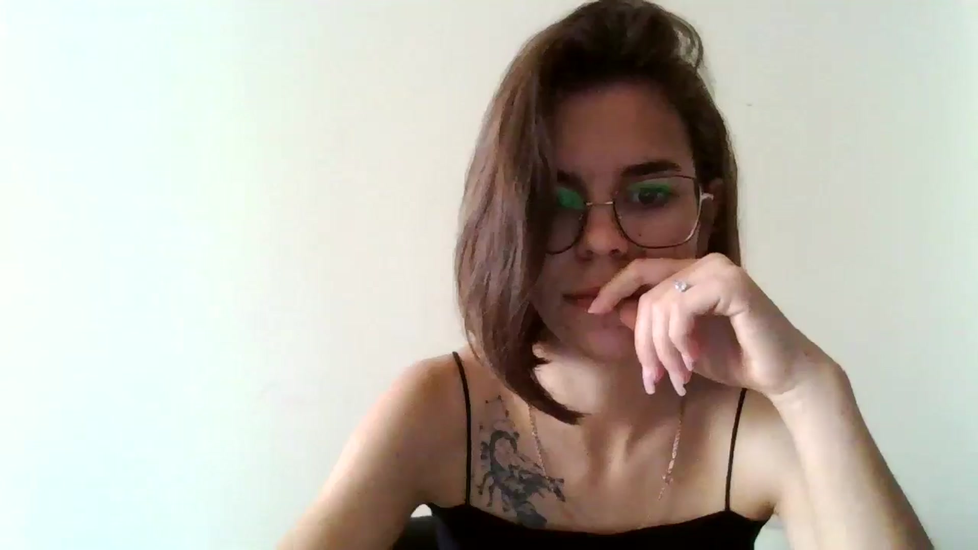 Gallery image thumbnail from EmilyWills's myfreecams stream on, 11/20/2025, 13:26 image 15 of 20