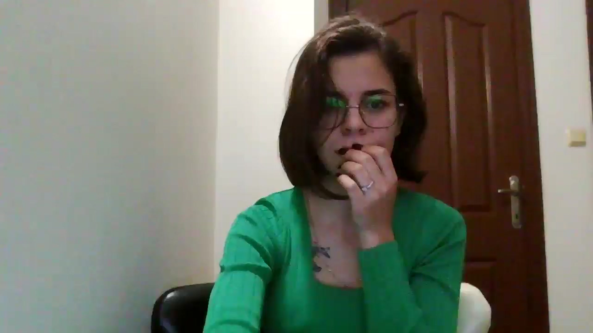 Gallery image thumbnail from EmilyWills's myfreecams stream on, 11/21/2025, 19:11 image 9 of 20
