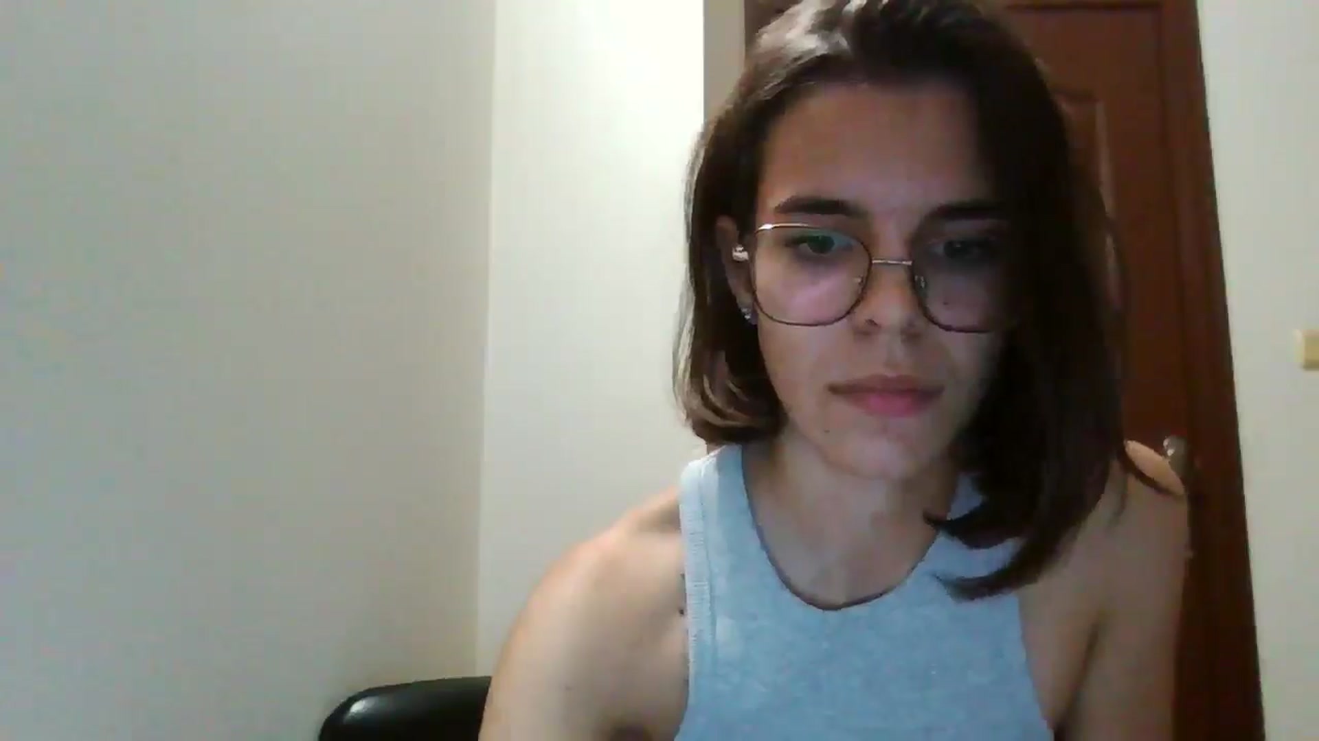 Gallery image thumbnail from EmilyWills's myfreecams stream on, 11/25/2025, 22:19 image 17 of 20