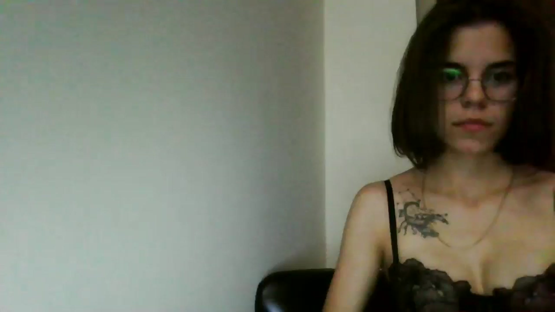 Gallery image thumbnail from EmilyWills's myfreecams stream on, 11/27/2025, 20:50 image 5 of 20