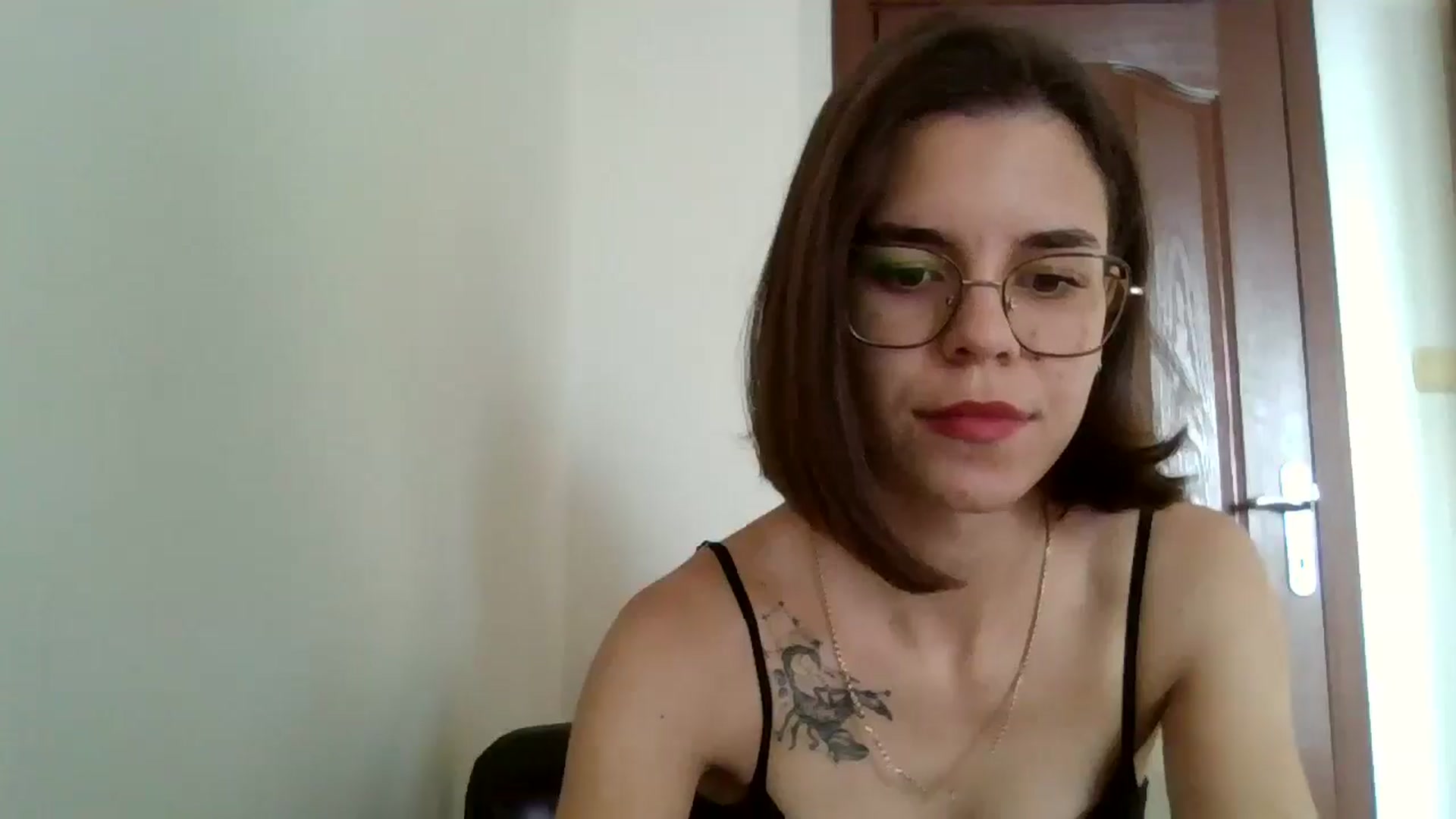 Gallery image thumbnail from EmilyWills's myfreecams stream on, 11/28/2025, 10:56 image 18 of 20