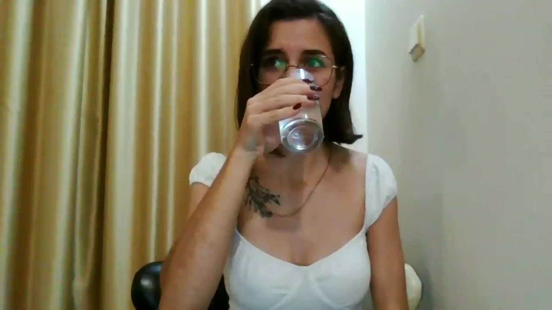 Gallery image thumbnail from EmilyWills's myfreecams stream on, 12/05/2025, 15:21 image 18 of 20