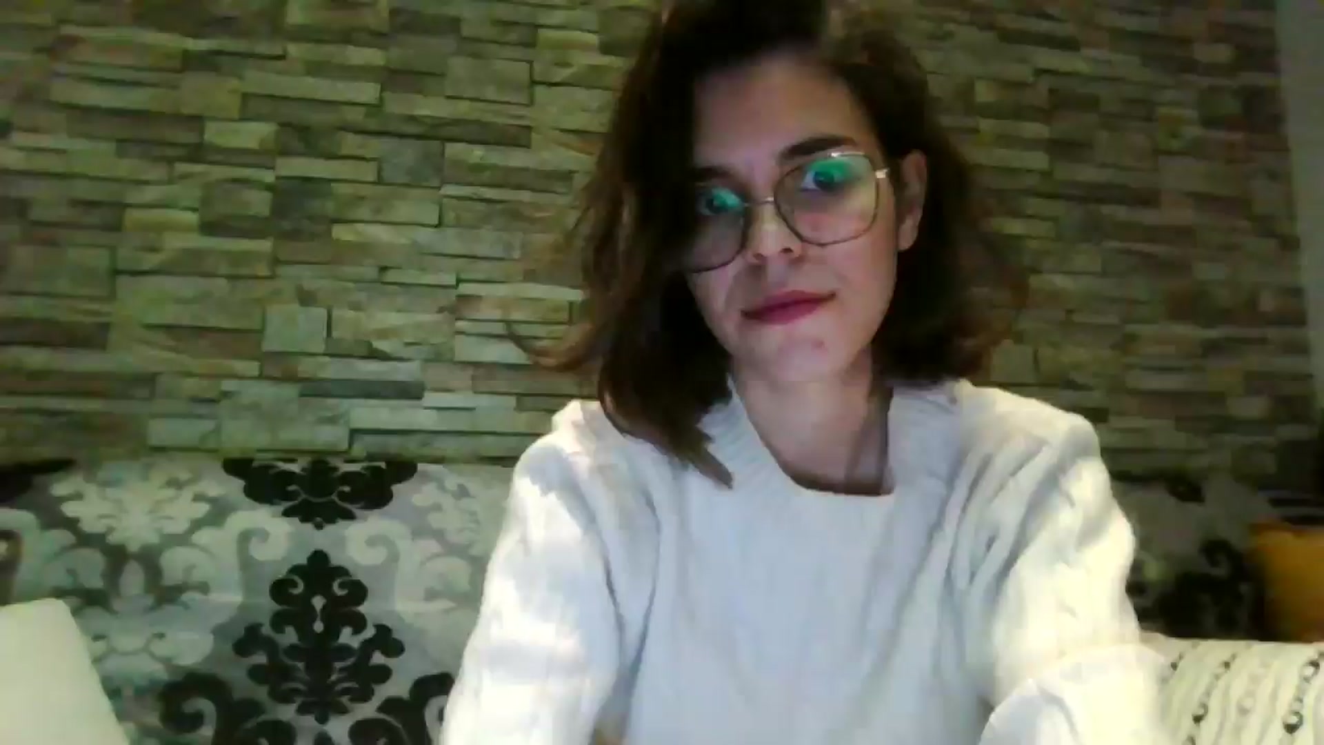 Gallery image thumbnail from EmilyWills's myfreecams stream on, 12/06/2025, 18:39 image 6 of 20