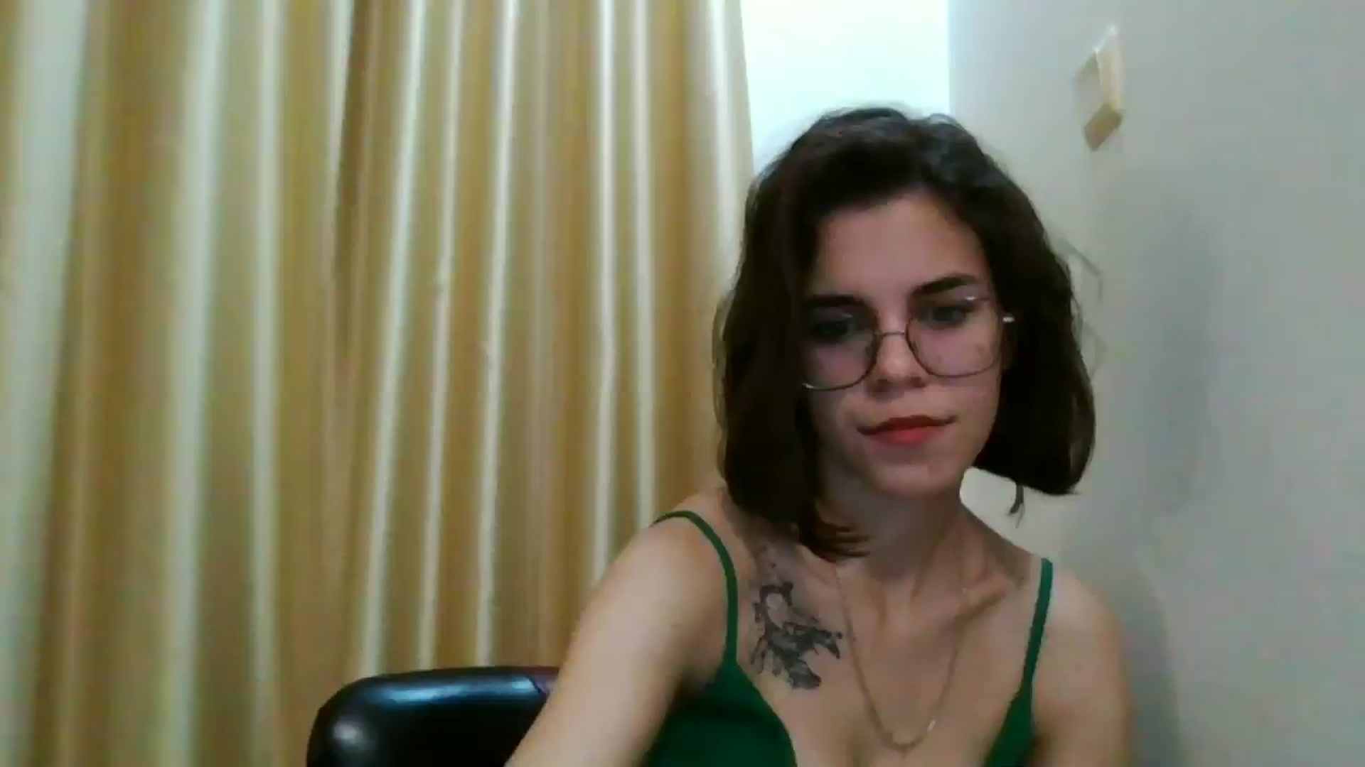 Gallery image thumbnail from EmilyWills's myfreecams stream on, 12/07/2025, 15:00 image 18 of 20
