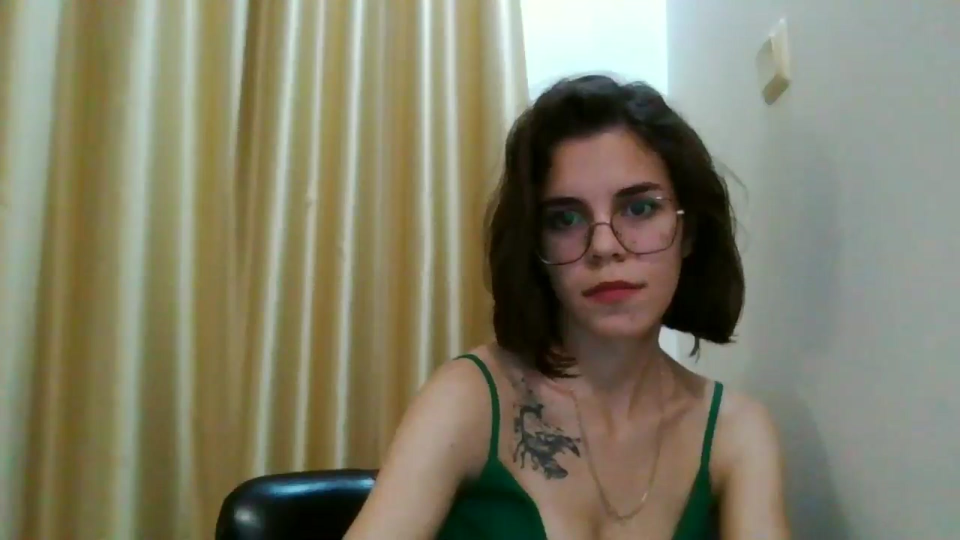Gallery image thumbnail from EmilyWills's myfreecams stream on, 12/07/2025, 15:00 image 15 of 20
