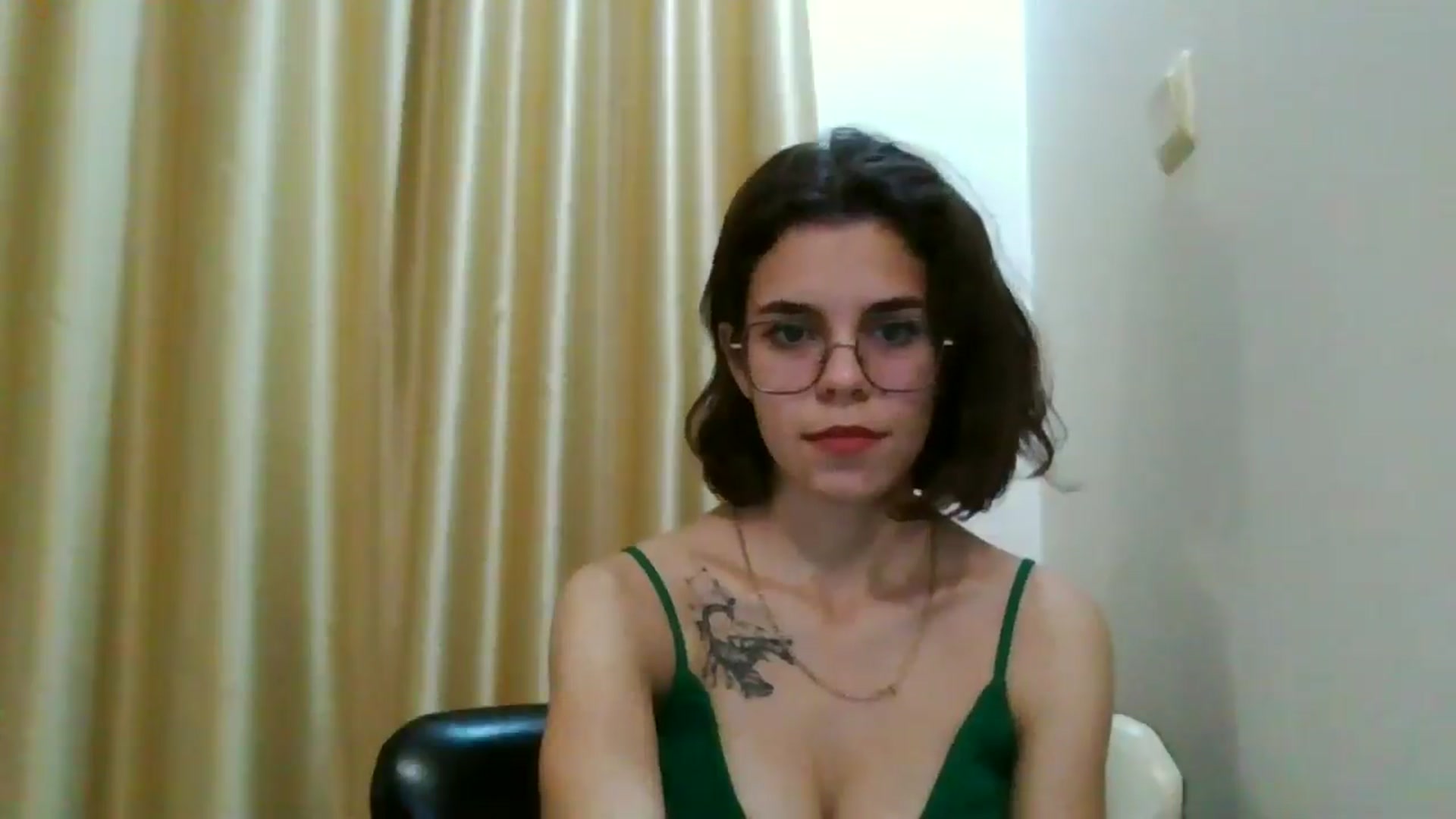 Gallery image thumbnail from EmilyWills's myfreecams stream on, 12/07/2025, 15:00 image 3 of 20