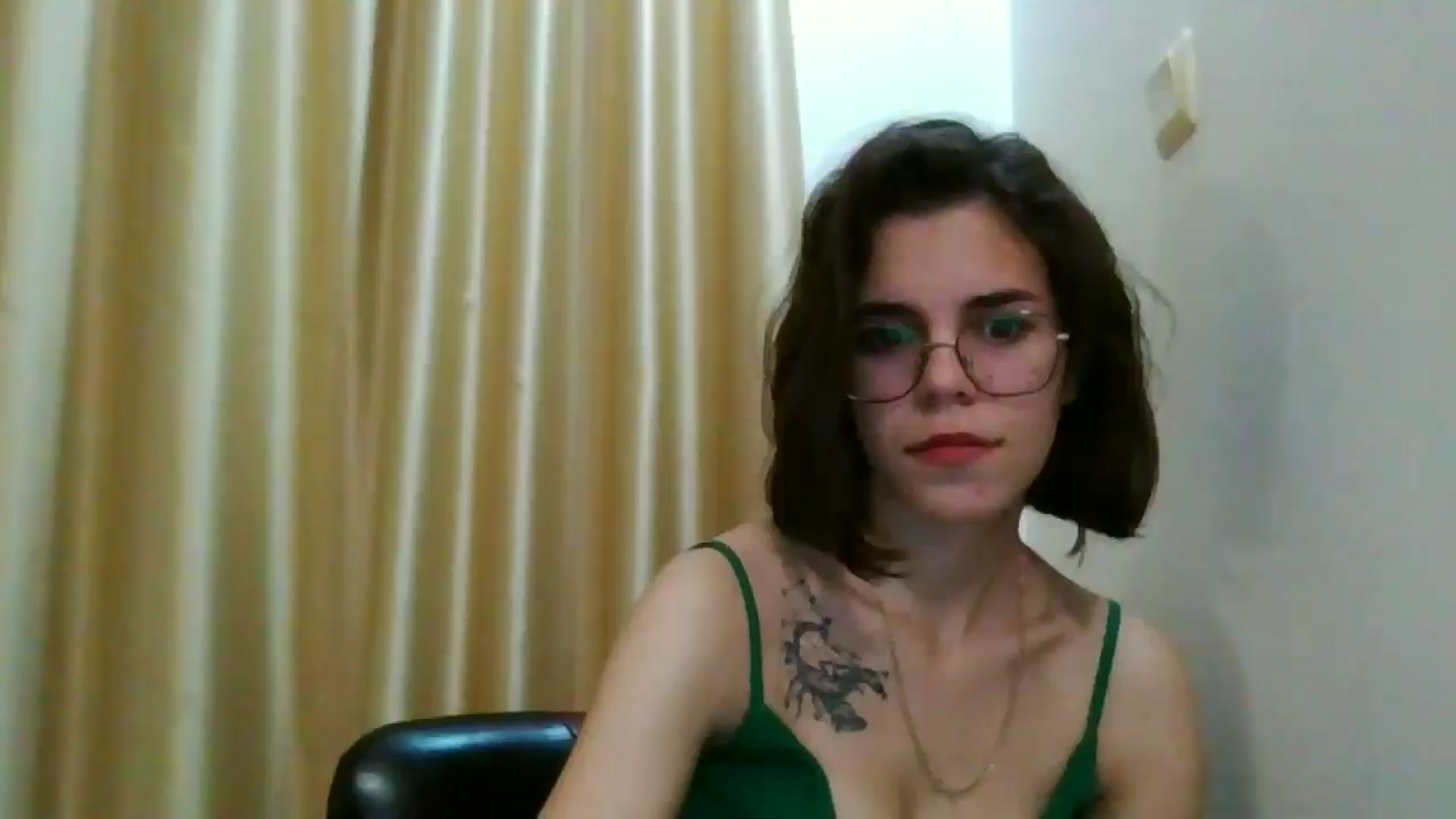 Gallery image thumbnail from EmilyWills's myfreecams stream on, 12/07/2025, 15:00 image 19 of 20