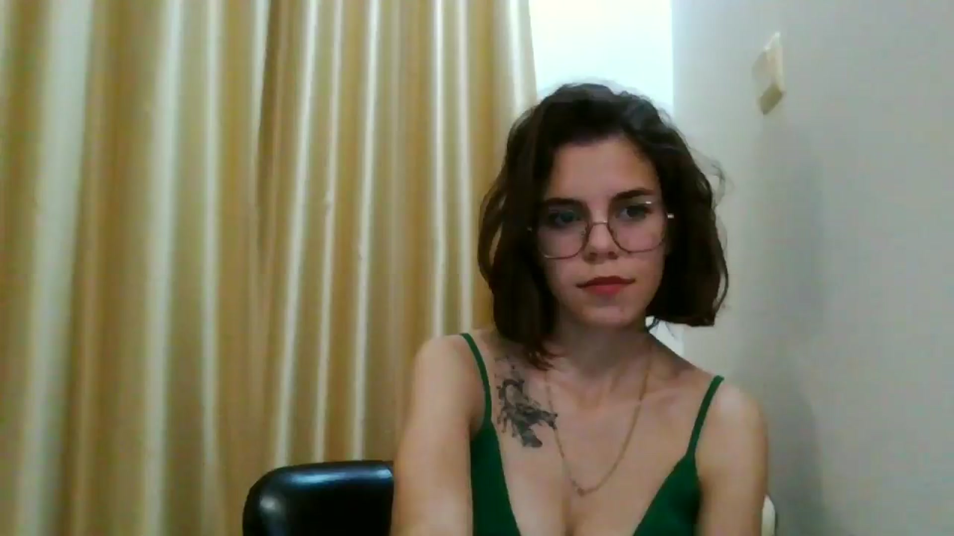 Gallery image thumbnail from EmilyWills's myfreecams stream on, 12/07/2025, 15:00 image 8 of 20