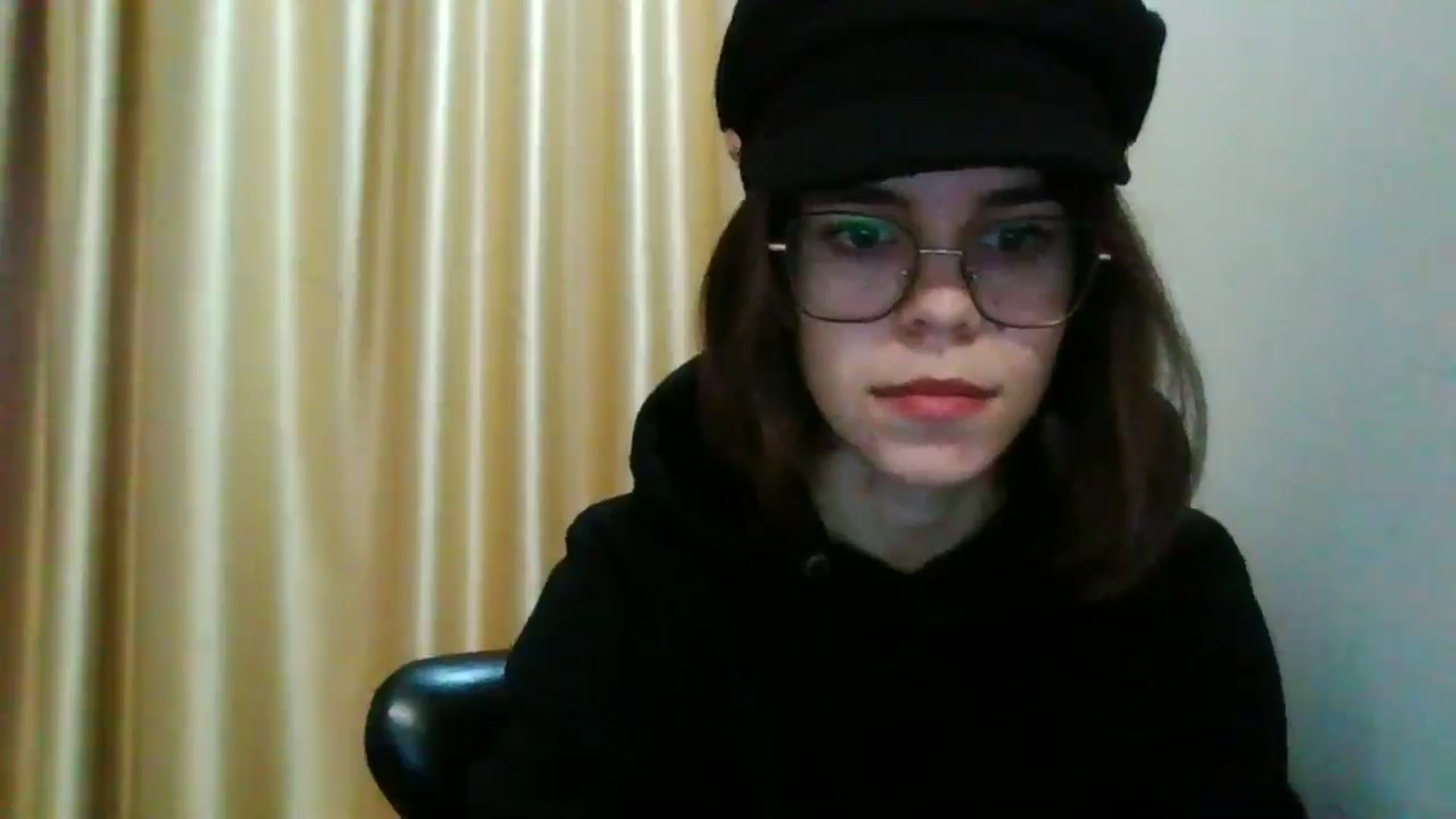 Gallery image thumbnail from EmilyWills's myfreecams stream on, 12/08/2025, 13:26 image 18 of 20
