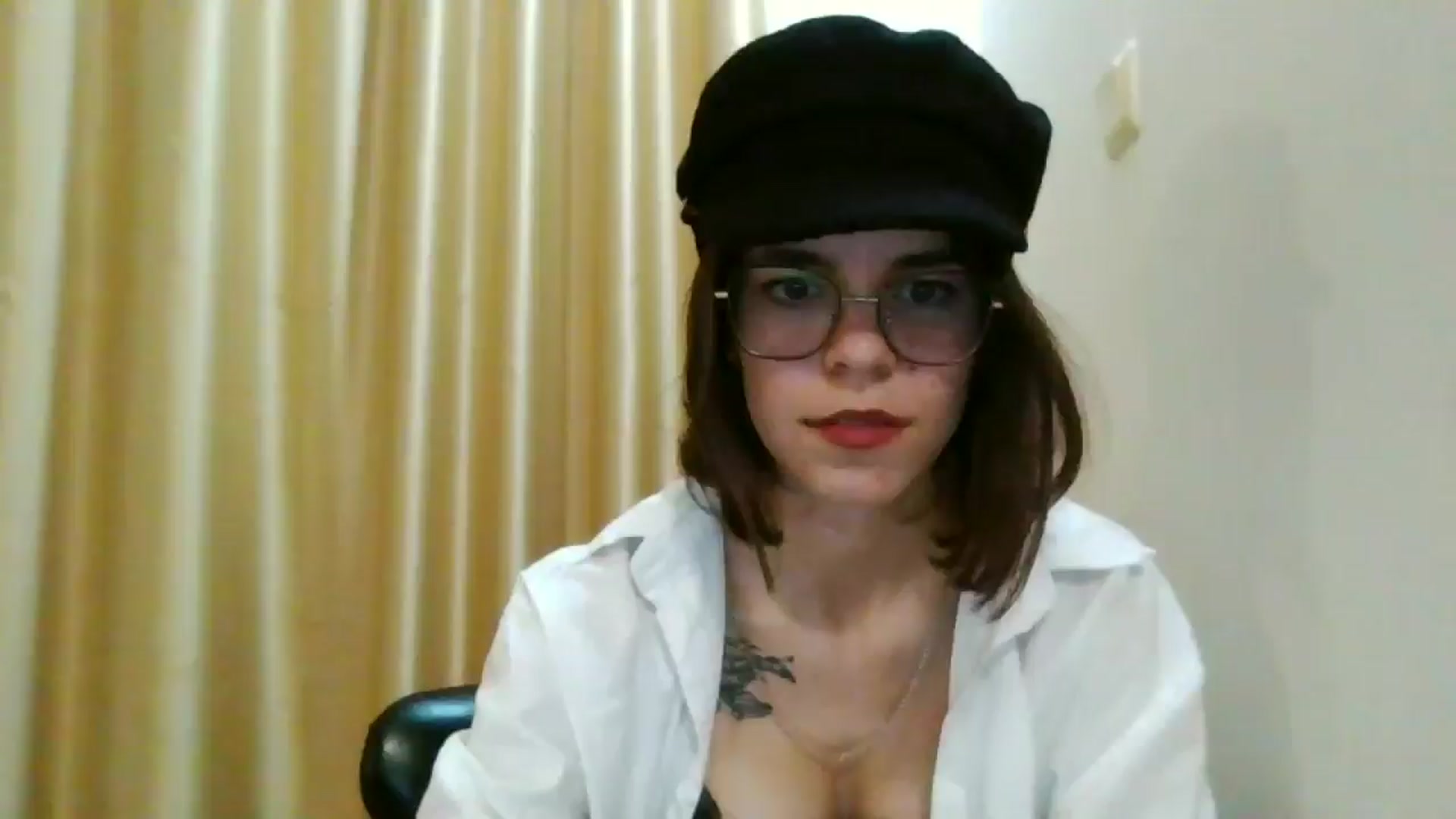 Gallery image thumbnail from EmilyWills's myfreecams stream on, 12/08/2025, 18:06 image 1 of 20
