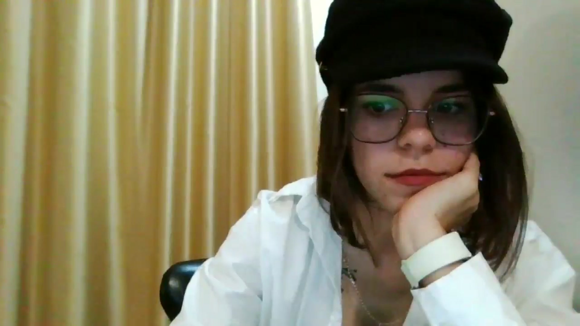 Gallery image thumbnail from EmilyWills's myfreecams stream on, 12/08/2025, 18:06 image 15 of 20