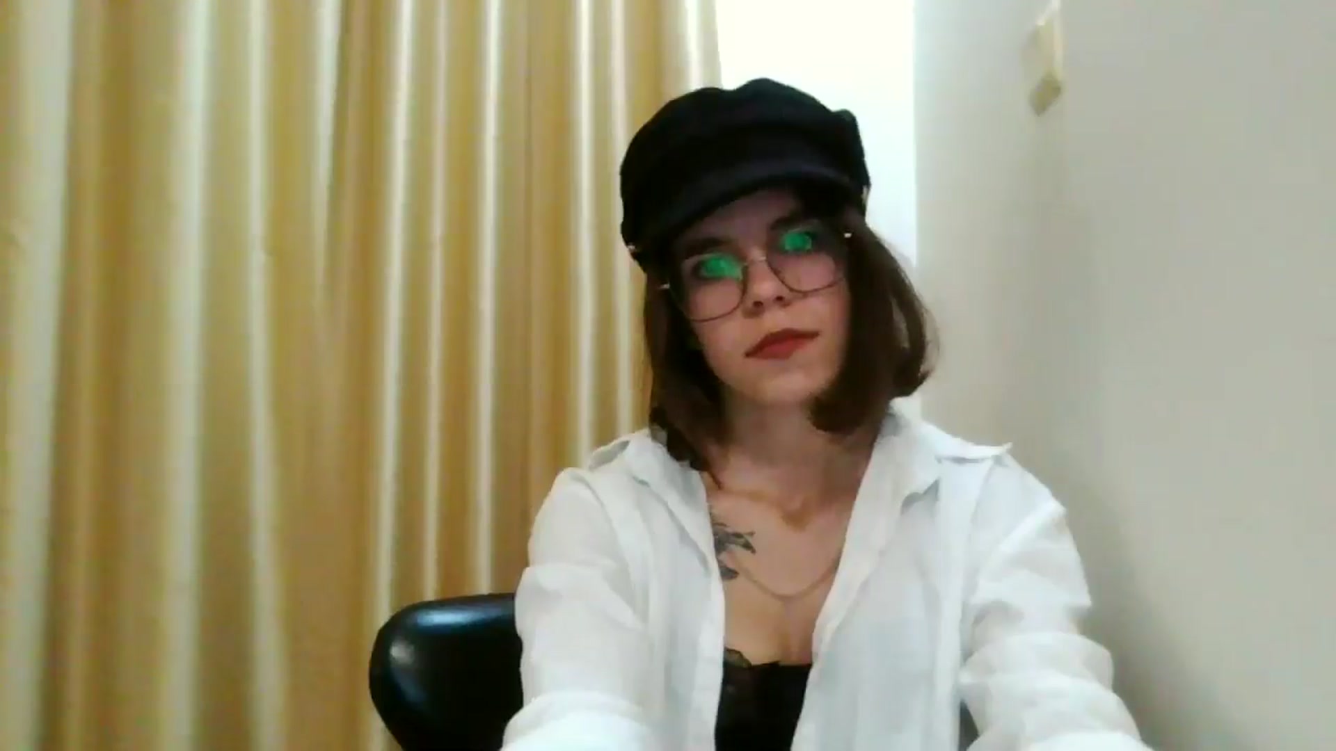 Gallery image thumbnail from EmilyWills's myfreecams stream on, 12/08/2025, 18:06 image 12 of 20