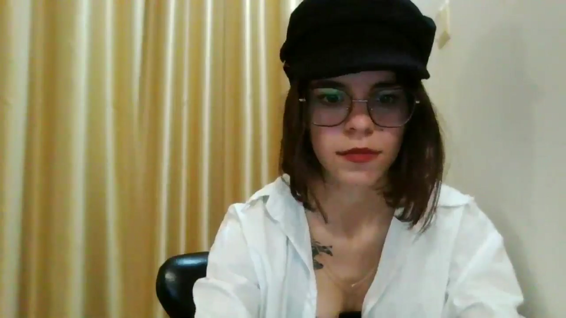Gallery image thumbnail from EmilyWills's myfreecams stream on, 12/08/2025, 18:06 image 13 of 20