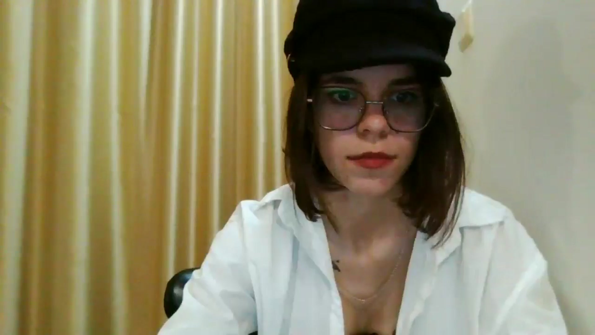 Gallery image thumbnail from EmilyWills's myfreecams stream on, 12/08/2025, 18:06 image 19 of 20