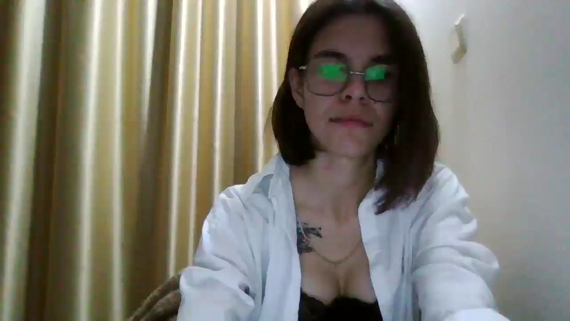 Gallery image thumbnail from EmilyWills's myfreecams stream on, 12/08/2025, 21:51 image 19 of 20