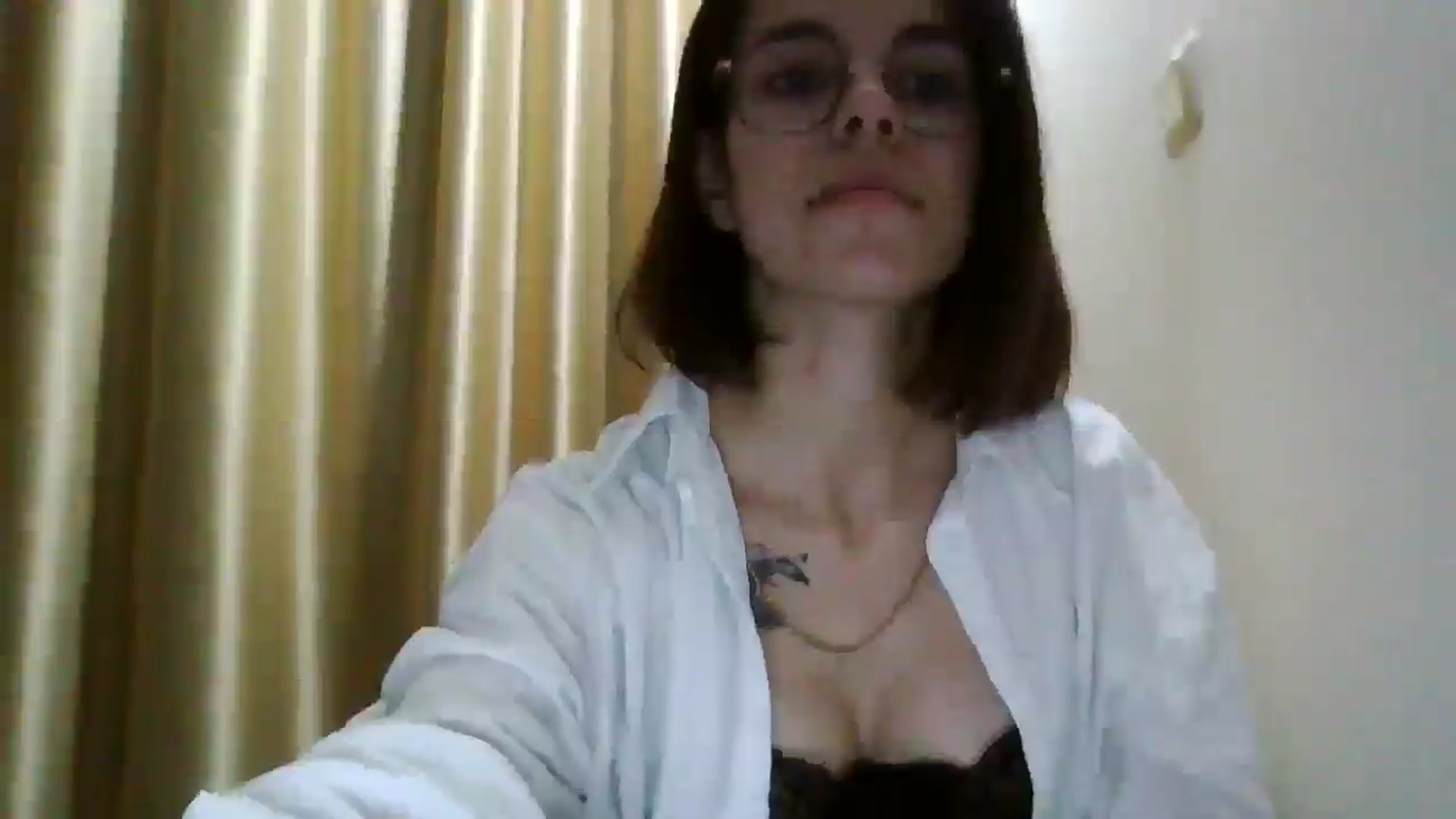 Gallery image thumbnail from EmilyWills's myfreecams stream on, 12/08/2025, 21:51 image 17 of 20