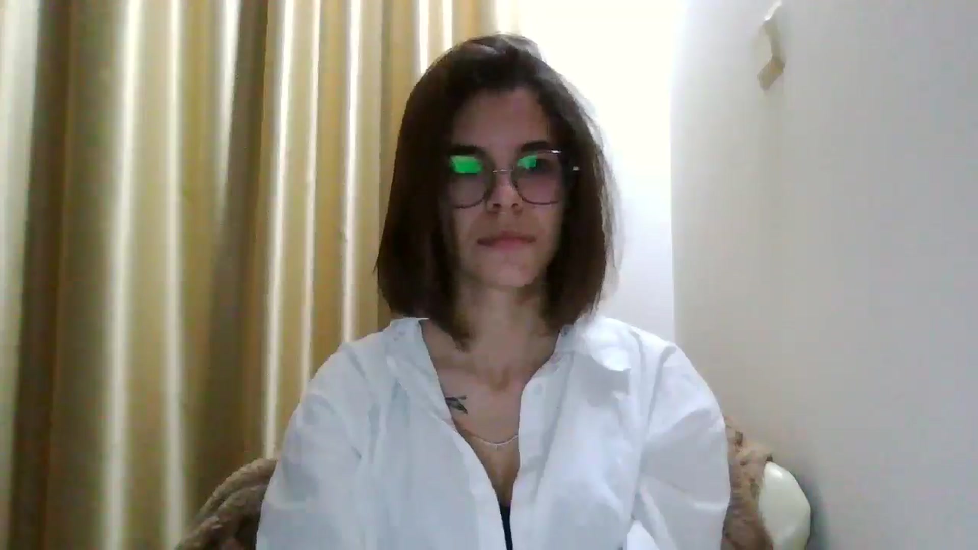 Gallery image thumbnail from EmilyWills's myfreecams stream on, 12/08/2025, 21:51 image 4 of 20