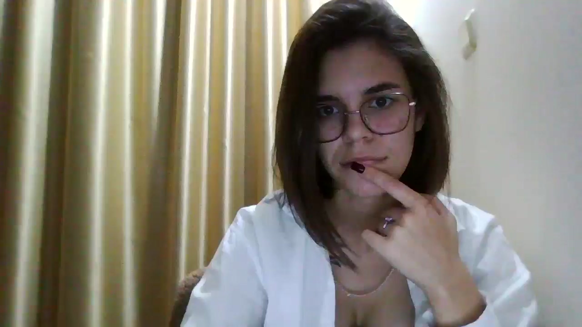 Gallery image thumbnail from EmilyWills's myfreecams stream on, 12/08/2025, 22:23 image 18 of 20