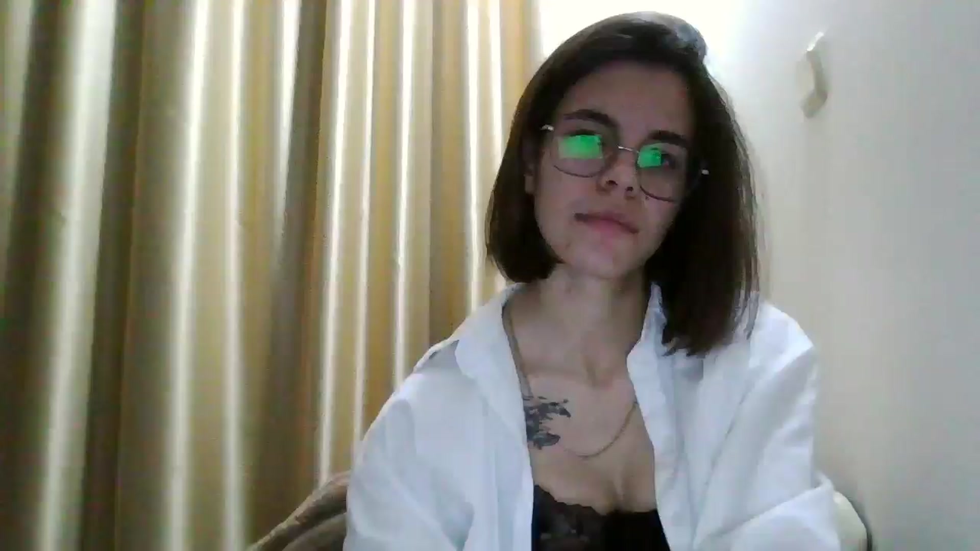 Gallery image thumbnail from EmilyWills's myfreecams stream on, 12/08/2025, 22:23 image 1 of 20