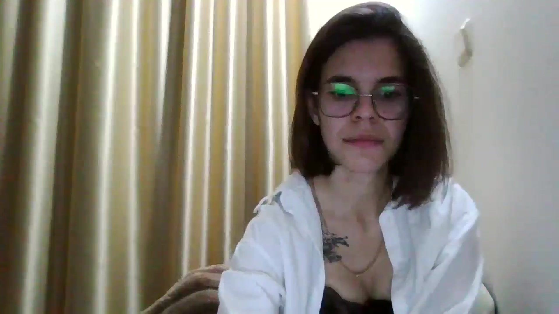 Gallery image thumbnail from EmilyWills's myfreecams stream on, 12/08/2025, 22:23 image 3 of 20