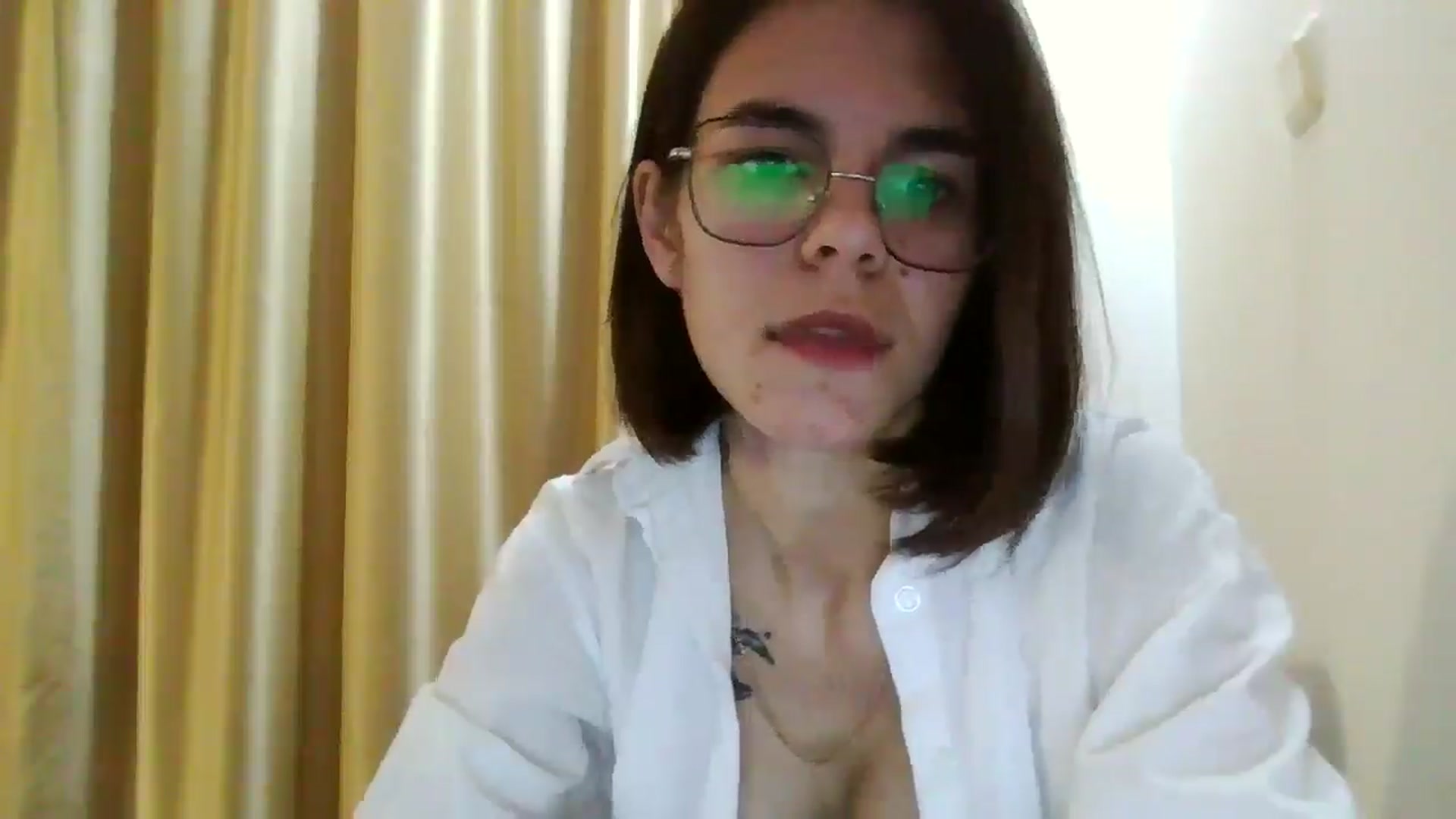 Gallery image thumbnail from EmilyWills's myfreecams stream on, 12/09/2025, 07:33 image 18 of 20