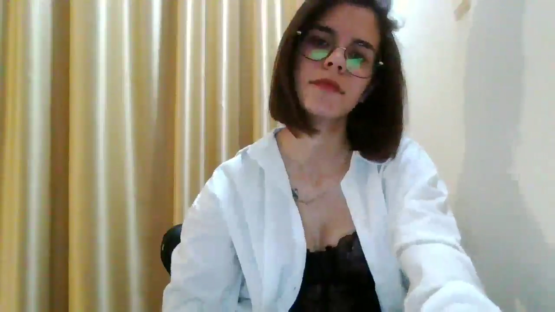 Gallery image thumbnail from EmilyWills's myfreecams stream on, 12/09/2025, 07:33 image 13 of 20